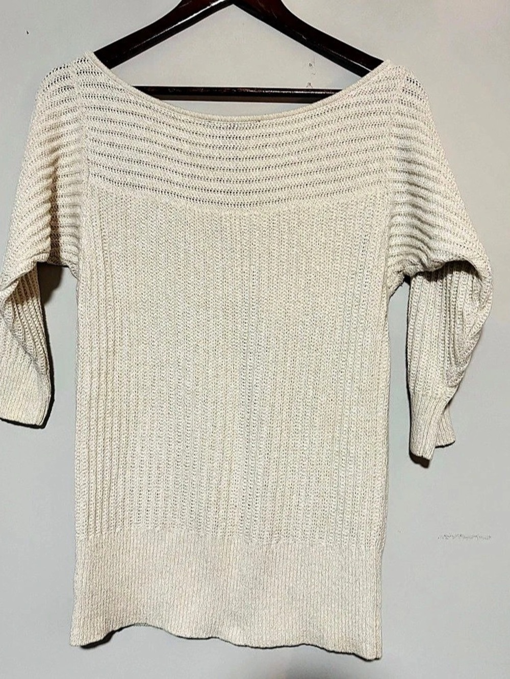 White House Black Market Knit Sweater Size Small in Cream